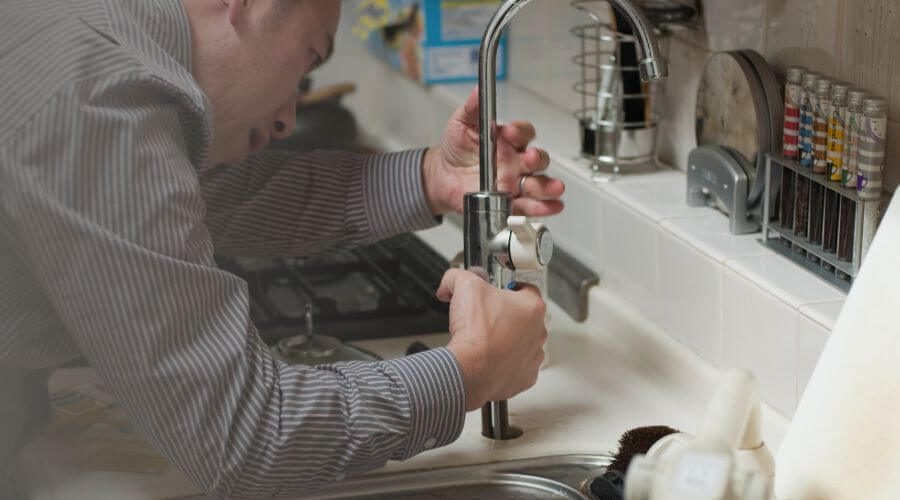 Professional sink repair in Surfside, CA